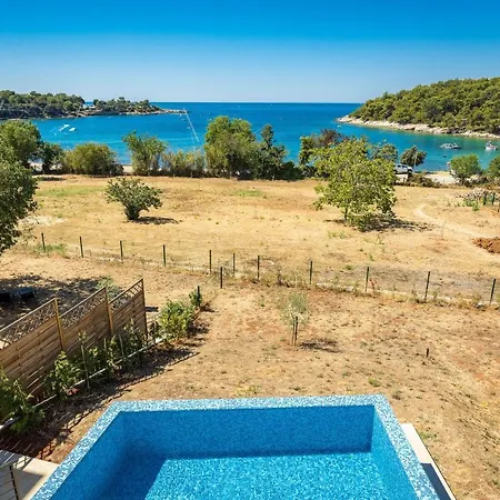 Lavanda Villa