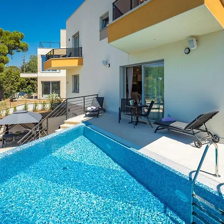 Lavanda Villa